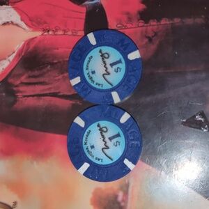 Set Of 2 The Mirage Las Vegas Strip Nevada Hard Rock $1 One Dollar Casino Chips